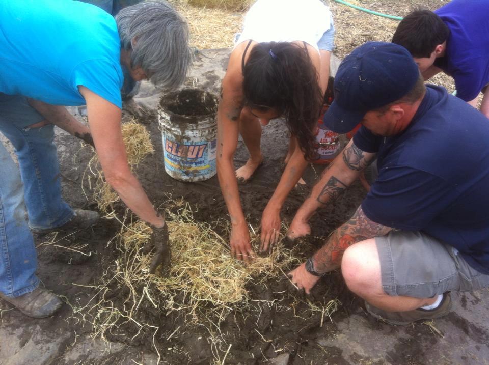 Makin earth plaster